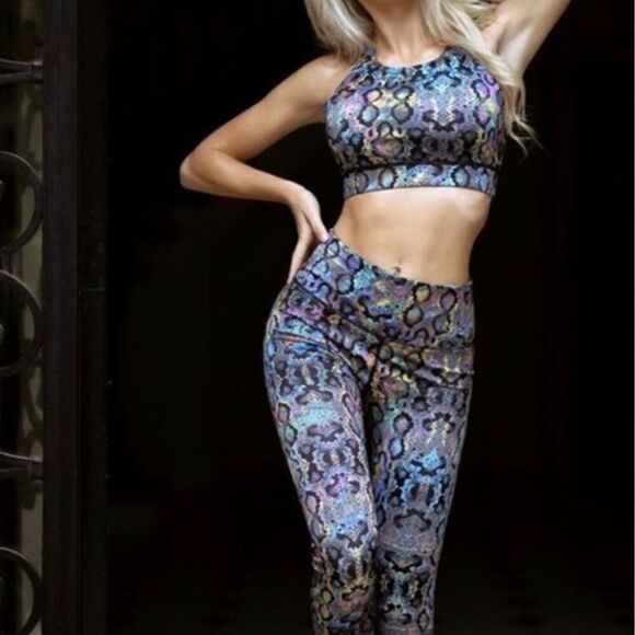 Rainbow snake print workout active set - Picture 1 of 8